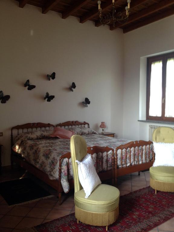 Bed And Breakfast Azienda Agricola Cascina Salazzara Magenta Exterior foto